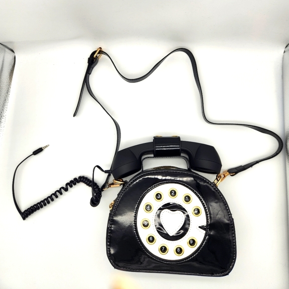 Handbags - PHONE BAG *NWT* Black Patent.